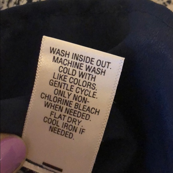 Vera Wang Princess Top - Picture 7 of 7